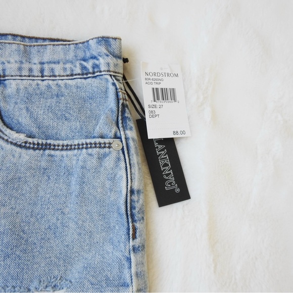 3/$30 BlankNYC Acid Trip Mom Shorts - Picture 2 of 6